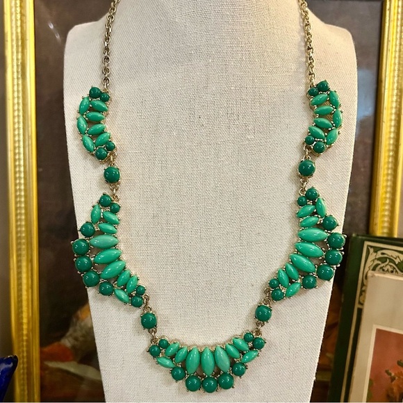 J. Crew Green Statement Collar Necklace EUC - Picture 7 of 8